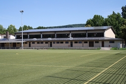 Stegwiesenhalle mit Sportplatz